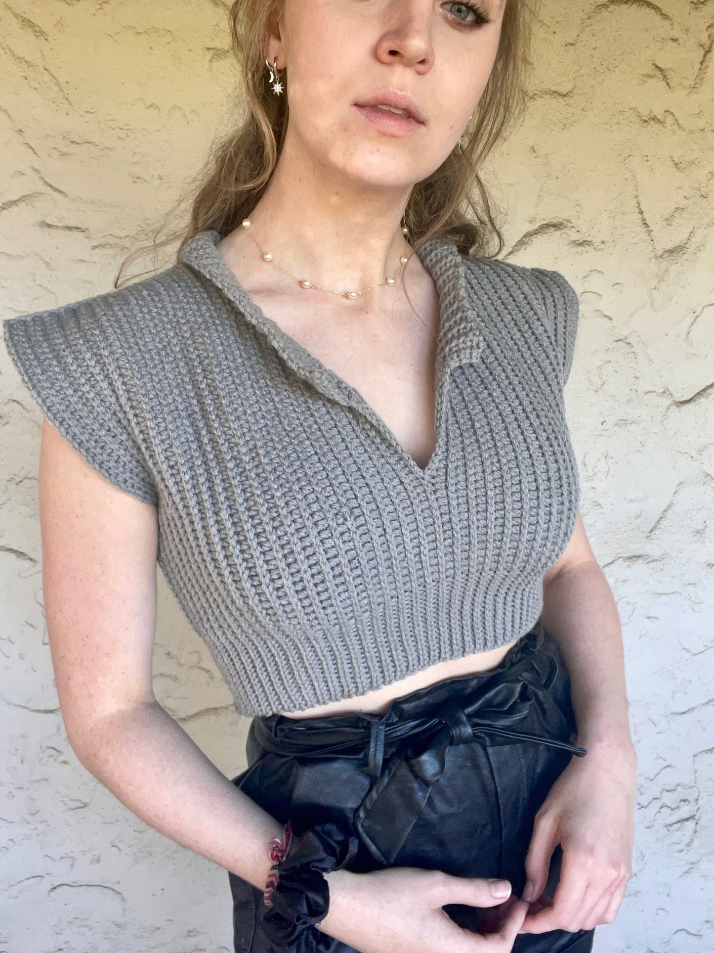 grey valerie top // crochet top