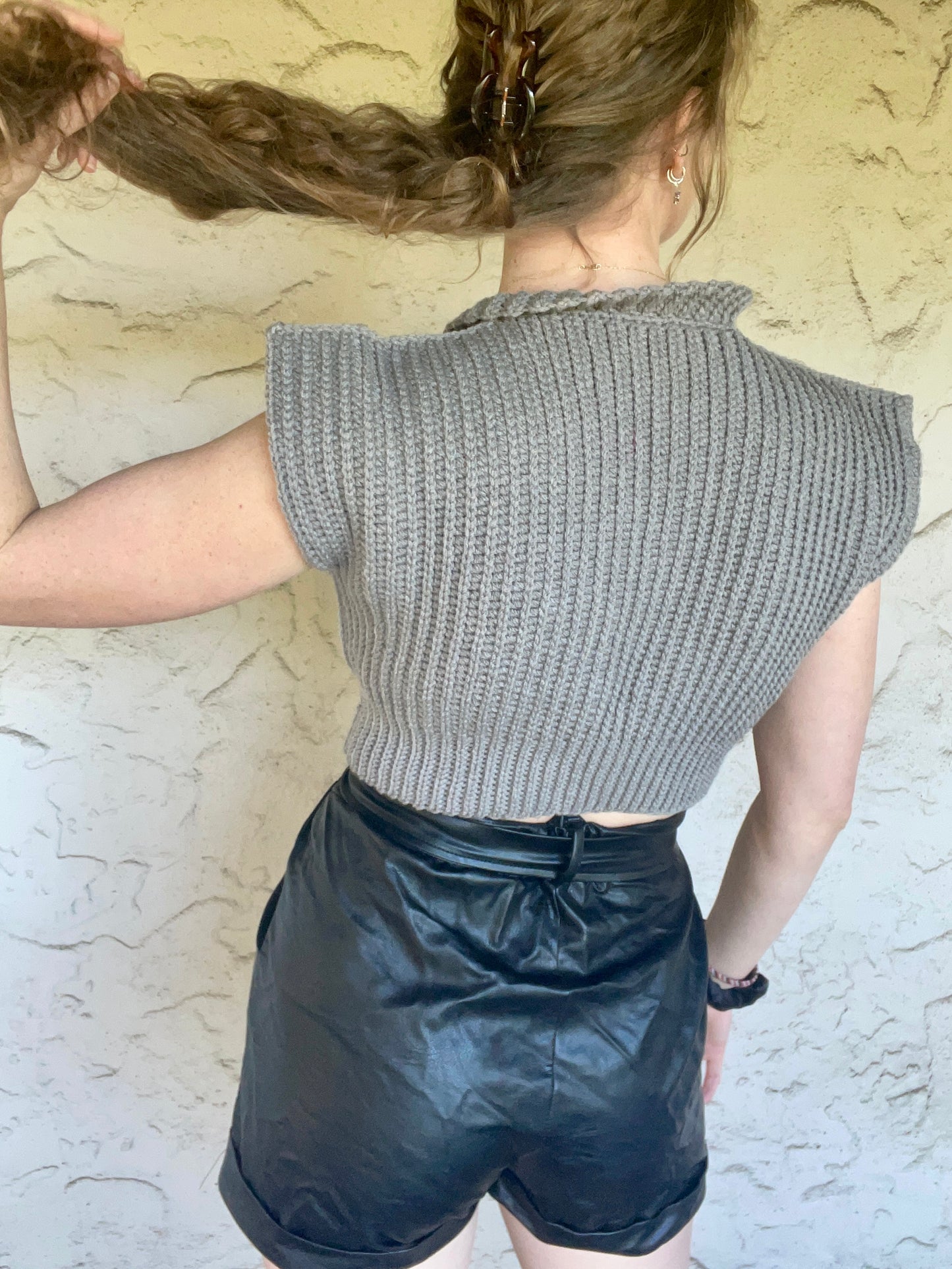 grey valerie top // crochet top